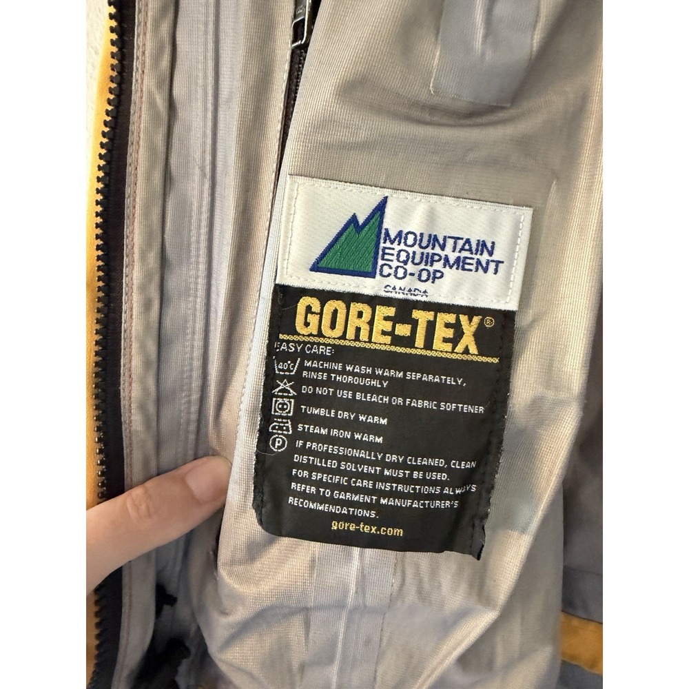 Mountain Equipment Co-op Gore-Tex Jacket Mens XL Orange Yellow Vintage Shell - Picture 6 of 12